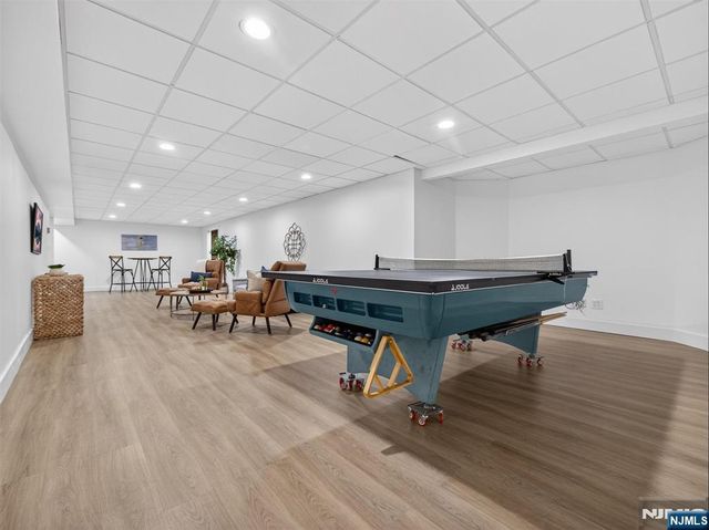 381 Lawrence Court, Wyckoff, NJ 07481