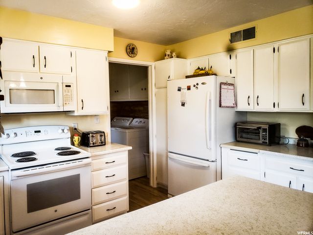 25 S 200 E, Parowan, UT 84761