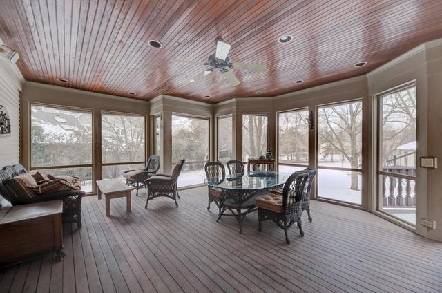 1499 Sheridan Road, Highland Park, IL 60035