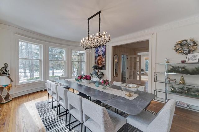 1499 Sheridan Road, Highland Park, IL 60035