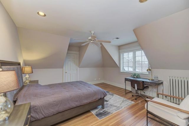 1499 Sheridan Road, Highland Park, IL 60035