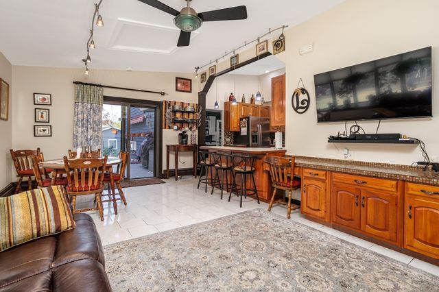 41 Bainbridge Street, Leominster, MA 01453