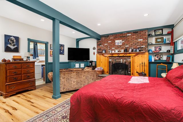 41 Bainbridge Street, Leominster, MA 01453