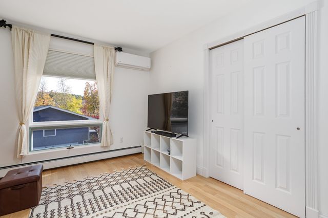 41 Bainbridge Street, Leominster, MA 01453