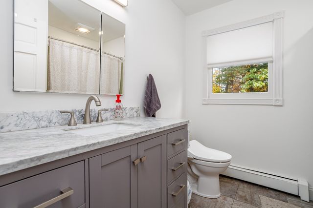 41 Bainbridge Street, Leominster, MA 01453
