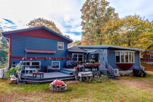 41 Bainbridge Street, Leominster, MA 01453