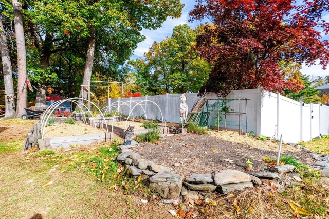 41 Bainbridge Street, Leominster, MA 01453