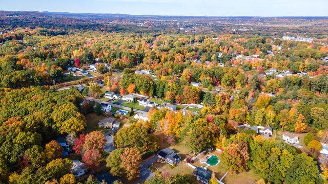 41 Bainbridge Street, Leominster, MA 01453