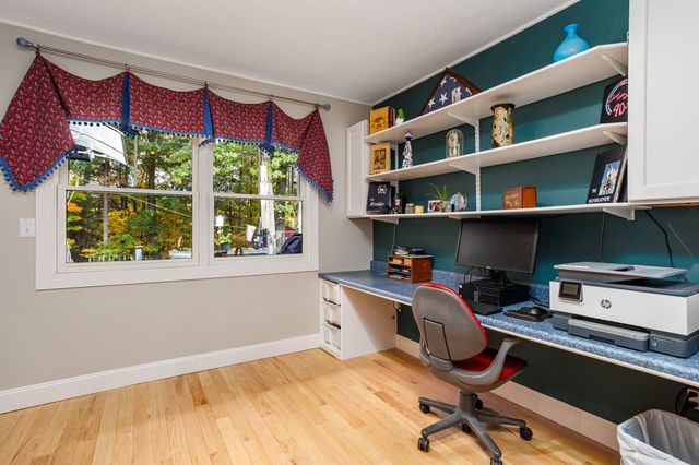 41 Bainbridge Street, Leominster, MA 01453
