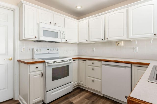 1137 Overlook Court, Pickerington, OH 43147