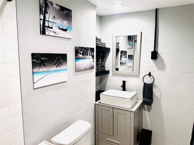 17706 1ST STREET E, Redington Shores, FL 33708