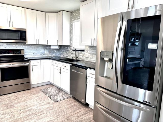 17706 1ST STREET E, Redington Shores, FL 33708