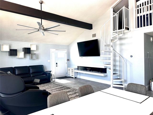 17706 1ST STREET E, Redington Shores, FL 33708