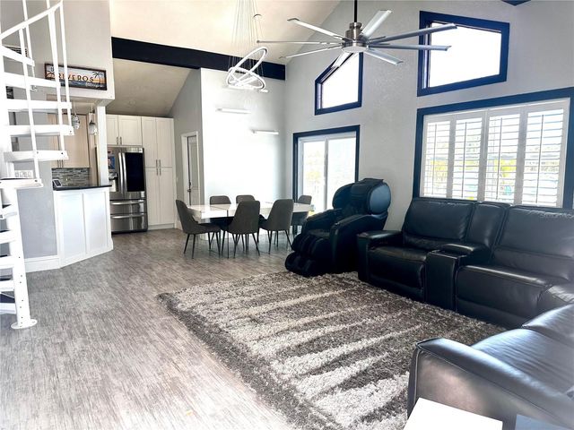 17706 1ST STREET E, Redington Shores, FL 33708