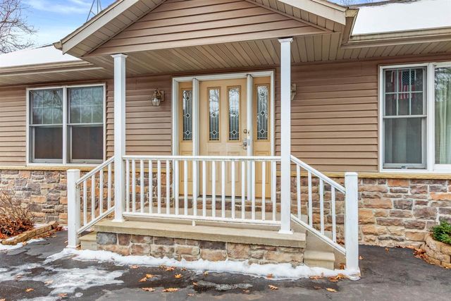 W9947 COUNTY ROAD C, Wautoma, WI 54982