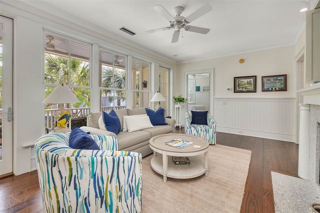 17 Sea Oats Lane, St Simons Island, GA 31522