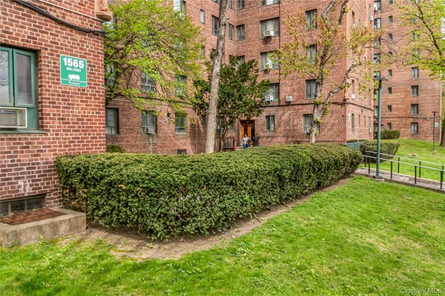 1565 Odell Street 2B, Bronx, NY 10462