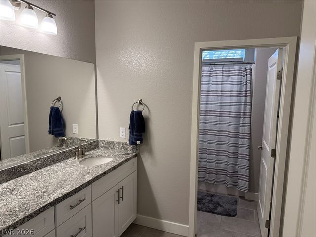 7855 Skyler Falls Lane, North Las Vegas, NV 89084