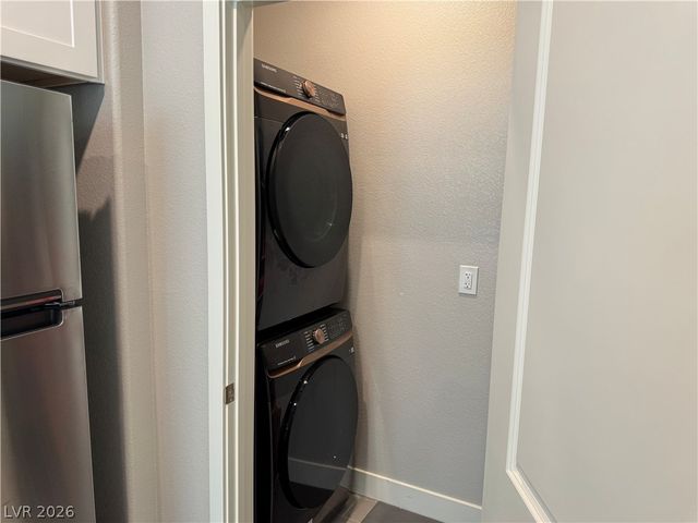 7855 Skyler Falls Lane, North Las Vegas, NV 89084