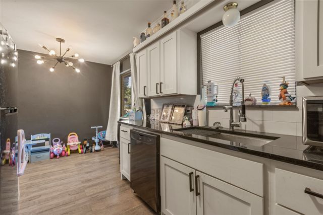 772 N Moccasin Place, Sapulpa, OK 74066