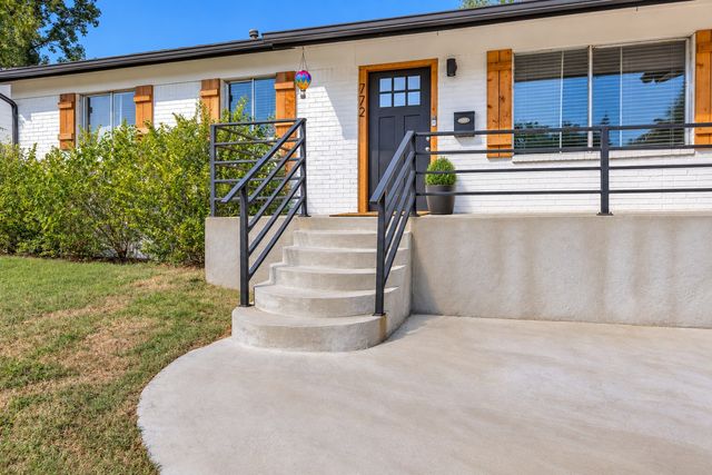772 N Moccasin Place, Sapulpa, OK 74066