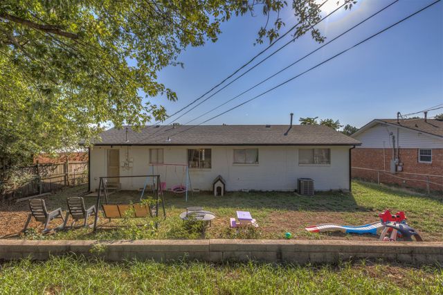 772 N Moccasin Place, Sapulpa, OK 74066