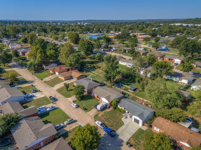 772 N Moccasin Place, Sapulpa, OK 74066