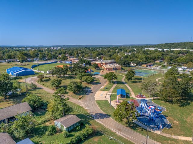 772 N Moccasin Place, Sapulpa, OK 74066