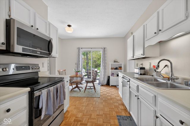 5935 Candlewick Drive, Indianapolis, IN 46228