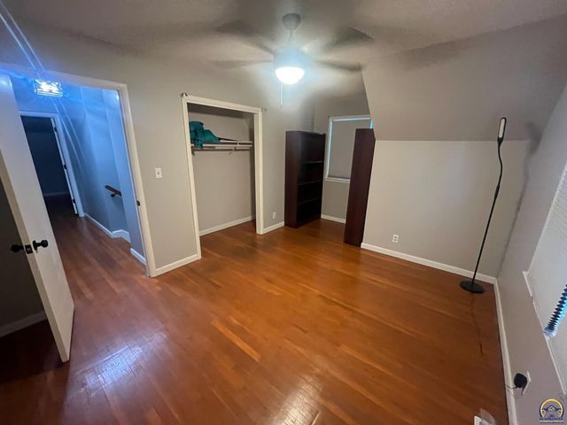 3125 SW Mulvane ST, Topeka, KS 66611