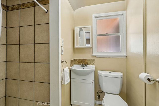 13155 Gault, Los Angeles, CA 91605