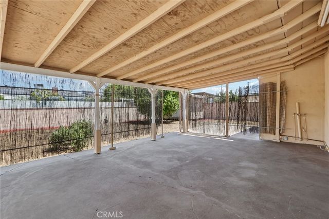 13155 Gault, Los Angeles, CA 91605