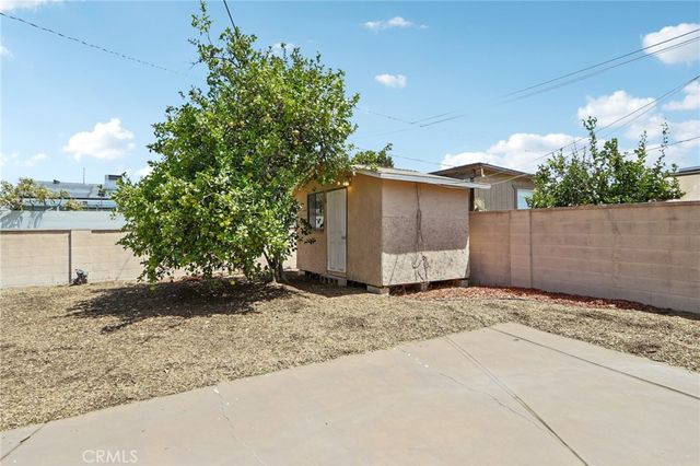 13155 Gault, Los Angeles, CA 91605
