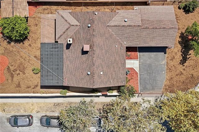 13155 Gault, Los Angeles, CA 91605