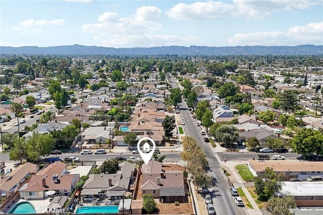 13155 Gault, Los Angeles, CA 91605
