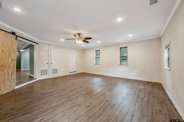 3100 Rosemary Ln, Tyler, TX 75701