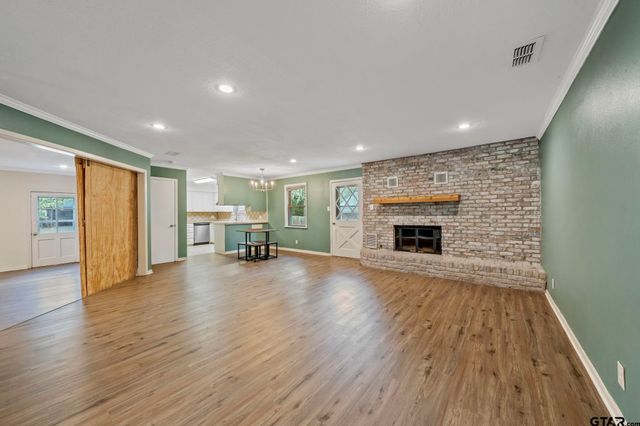 3100 Rosemary Ln, Tyler, TX 75701