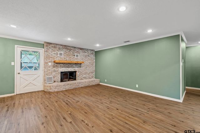 3100 Rosemary Ln, Tyler, TX 75701