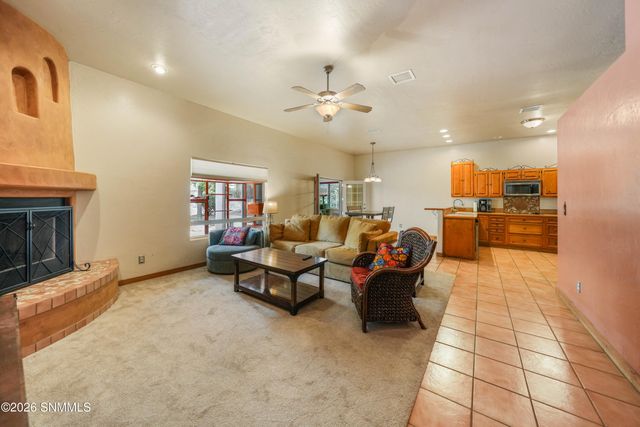 4865 Camino Dos Vidas, Las Cruces, NM 88012
