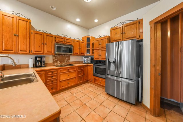 4865 Camino Dos Vidas, Las Cruces, NM 88012