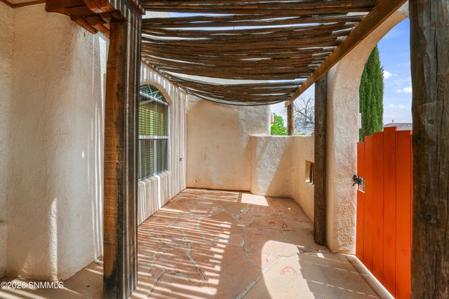 4865 Camino Dos Vidas, Las Cruces, NM 88012