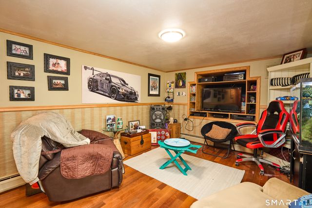 121 Campbell Road, Trumbull, CT 06611