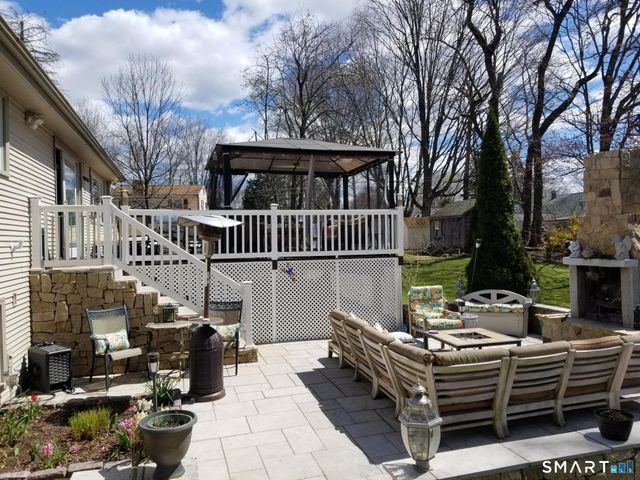 121 Campbell Road, Trumbull, CT 06611