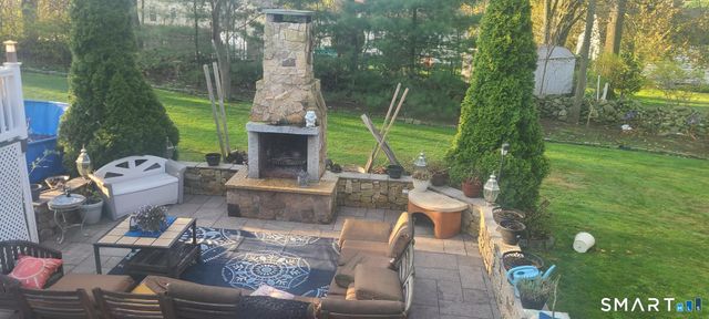 121 Campbell Road, Trumbull, CT 06611