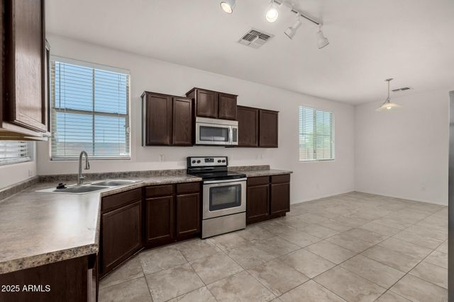 4745 W FREMONT Road, Laveen, AZ 85339