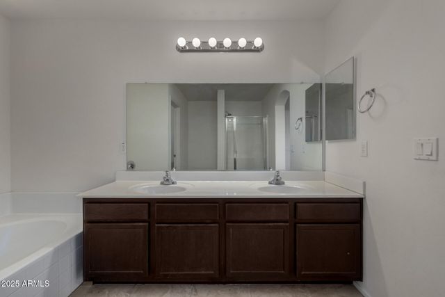 4745 W FREMONT Road, Laveen, AZ 85339