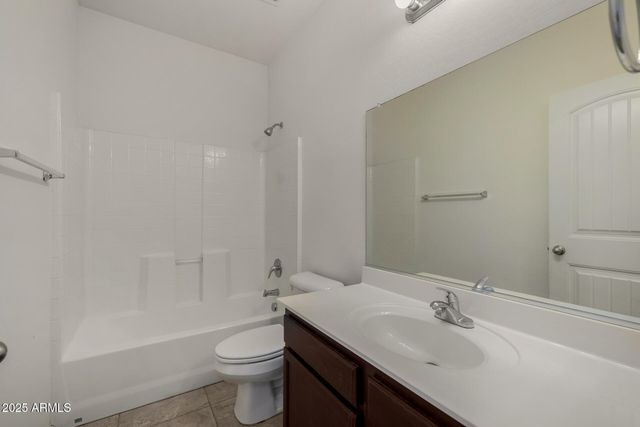 4745 W FREMONT Road, Laveen, AZ 85339