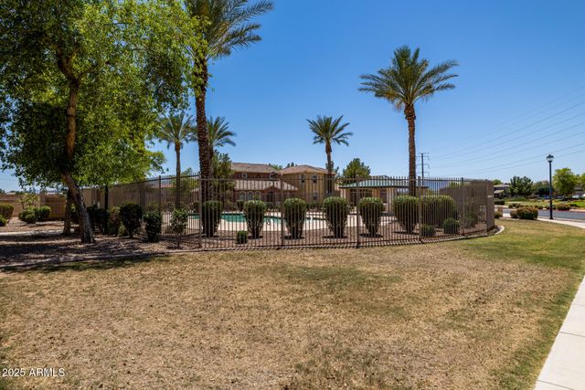 4745 W FREMONT Road, Laveen, AZ 85339
