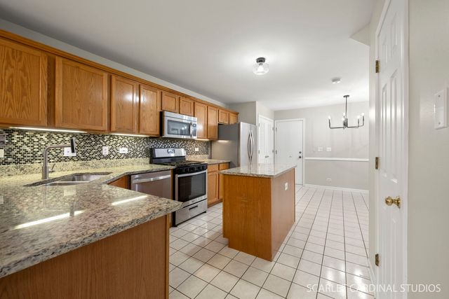 42 Egg Harbour Court 42, Schaumburg, IL 60173