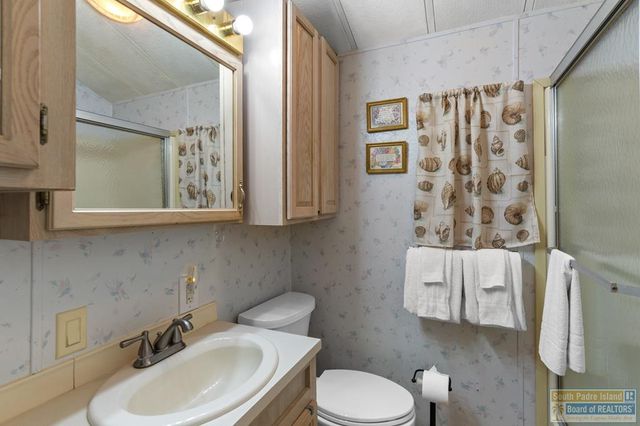 495 W Clam Circle, Port Isabel, TX 78578